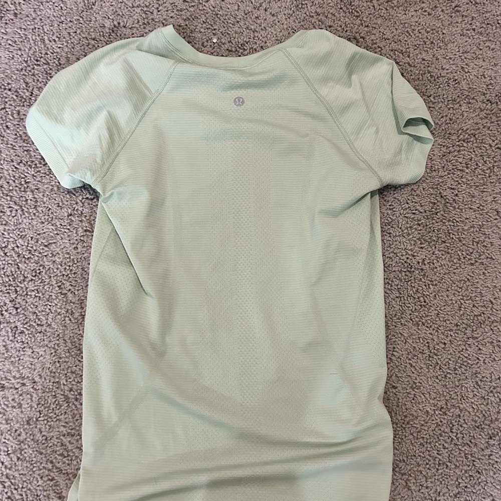 Lululemon Swiftly Tech Tee Size 6 | Light Green - image 4